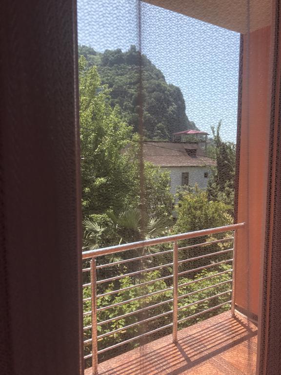 Kvariati - Guest House ภายนอก รูปภาพ