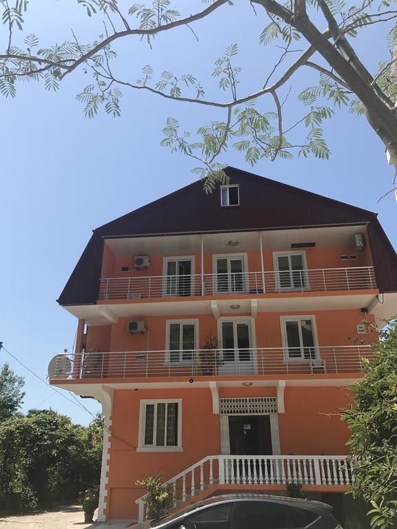 Kvariati - Guest House ภายนอก รูปภาพ